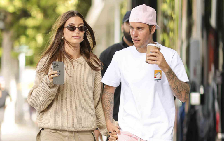 Jennifer Aniston and Justin Bieber